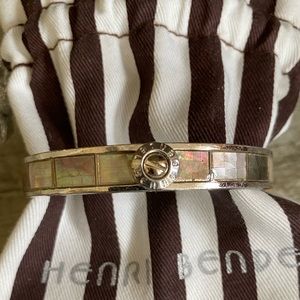 Henri Bendel bangle oyster shell clean sill has original bar code sticker